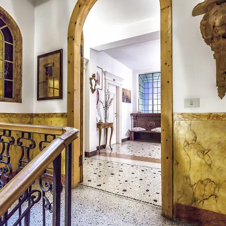 بيت ضيافة Alloggi Allegri البندقية